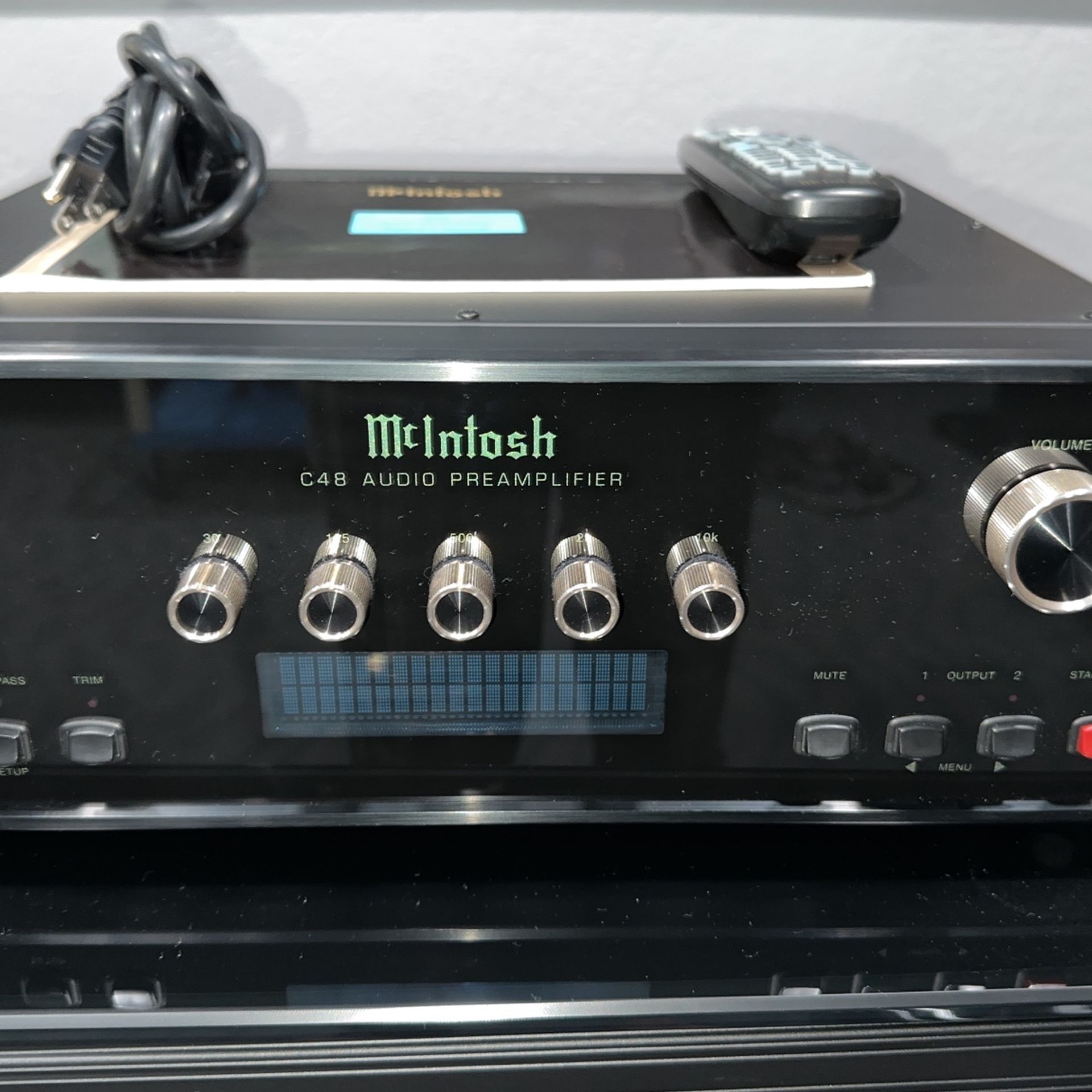 McIntosh Preamplifier C48