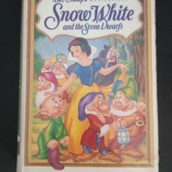 snow white movie, video cassette.