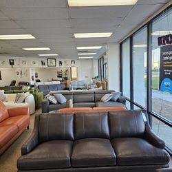 Leather Sofa- Collyn 