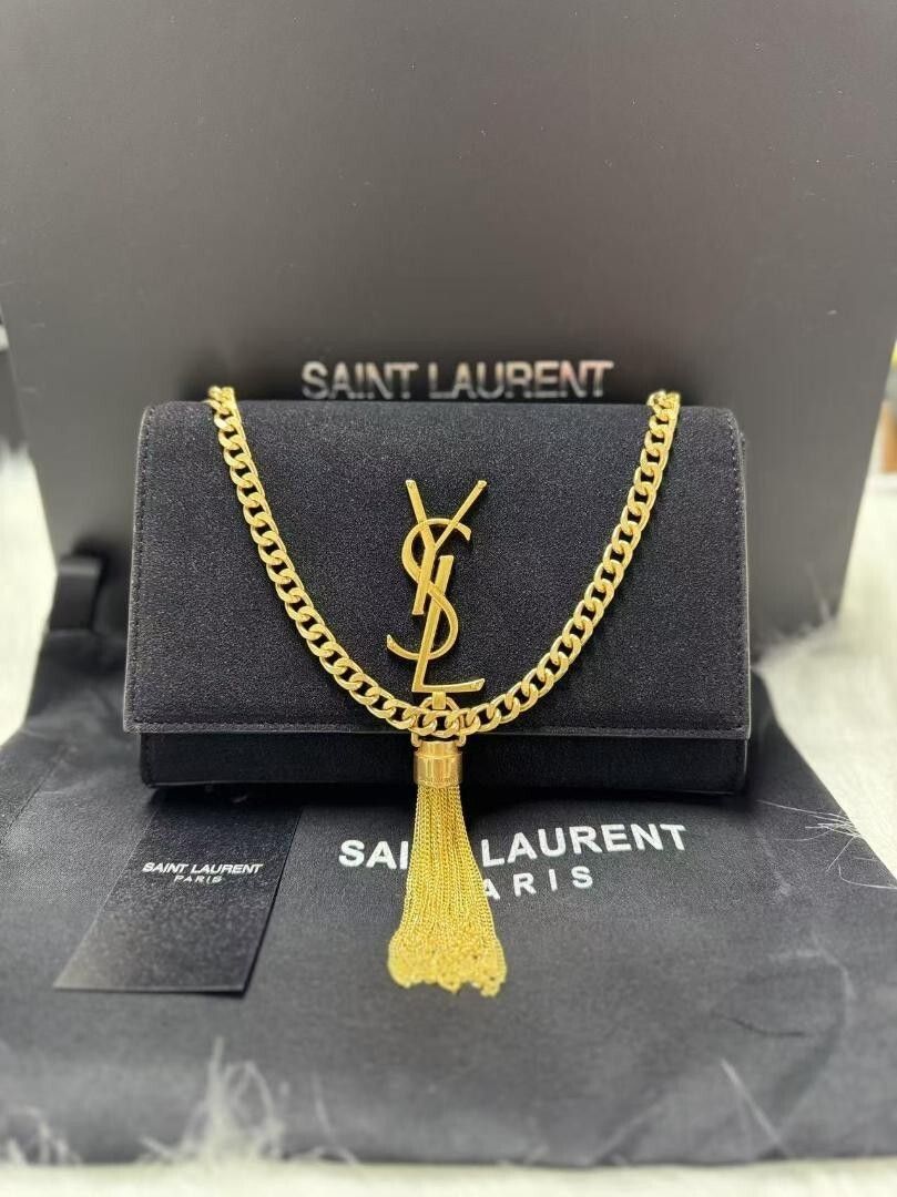 SAINT LAURENT Black shoulder bag