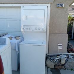 Combo Kenmore Washer and Gas Dryer 