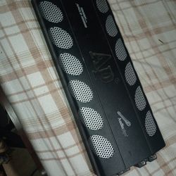 1800W Audiopipe Amplifier