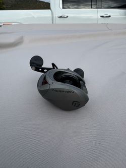 13 fishing Inception bait caster 8:1:1 gear ratio