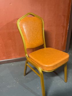 Tan Leather Chair (Used)
