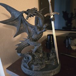 Dragon With Removable Sword