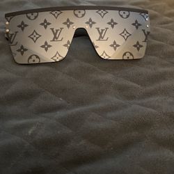 LV Sunglasses 