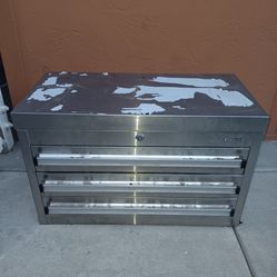 Aluminum Tool Box Vintage 4 Compartments Made In Taiwan 
