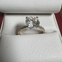 2  Carat Engagement Ring Yellow Gold 14k