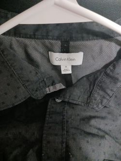 Mens Designer/Name Brand Button Up Shirts