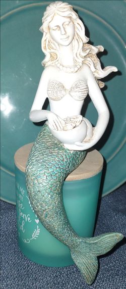 Mermaid 10 inch Resin Figurine