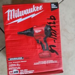 Milwaukee
M12 FUEL 12V Lithium-Ion Brushless Cordless 1/4 in. Right Angle Die Grinder (Tool-Only)