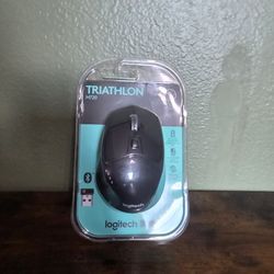 Logitech M720 Triathlon Wireless Mouse – New Sealed – $18 OBO