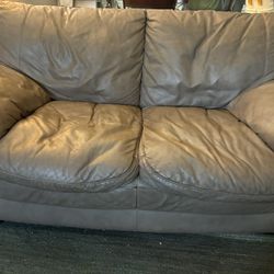 Love seat 