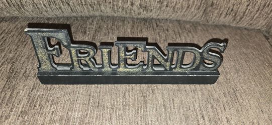 Friends Word Sign Tabletop Decor