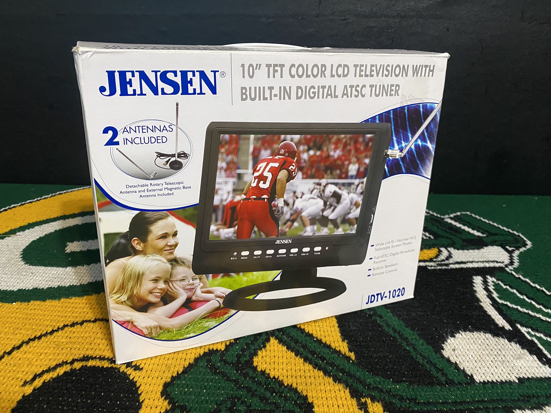 Jensen JDTV-1020 10” 1080p LCD TV.