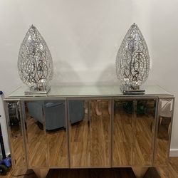 Gorgeous Large Mirrored Cabinet And Crystal Lamps