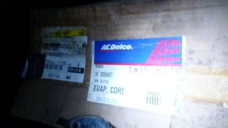 Chevrolet 1982 -1991 ac evaporator case assy. Ac delco