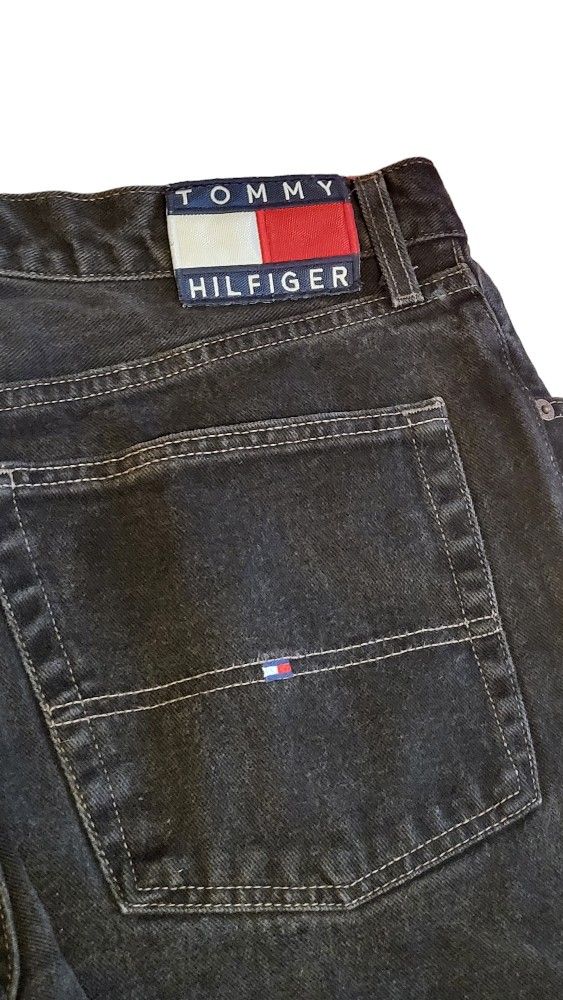 VINTAGE - Tommy Men's Black Denim Jean's 1990's Large Logo Patch Tommy Hilfiger