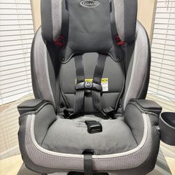 Graco 4 in-1 Harness Booster Car Seat - Excellent Condition