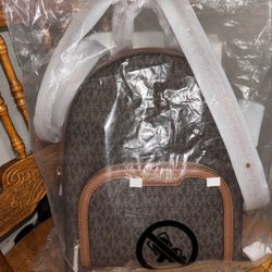 MICHAEL KORS OUTLET Jaycee Medium Logo Backpack