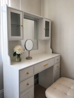 Vanity set