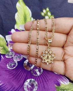 Guadalupea Circle Heart Necklace