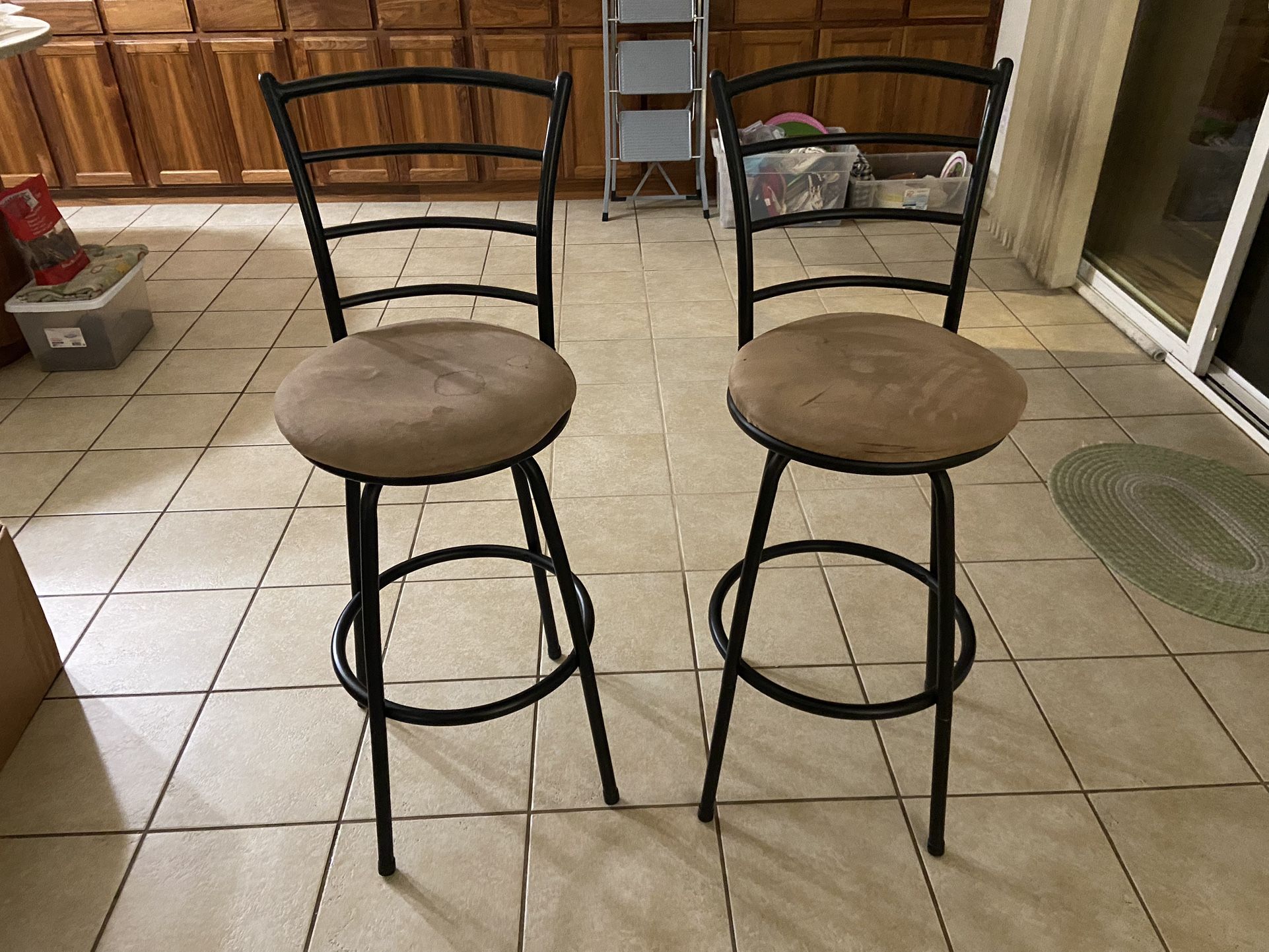 Metal Cushioned Bar Stools