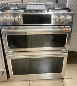 GE Cafe New sliding dual fuel double oven range