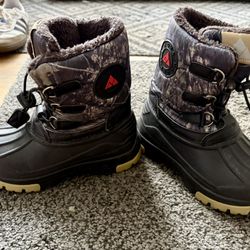 Boys Winter Boots Size 13