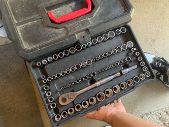 HUSKY TOOL BOX