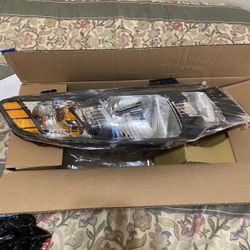 2010 Kia Forte Passenger Headlight