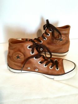 Boys or Girls Brown Leather Hightop All Star Converse Sz 4