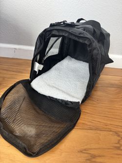 Small Pet Airplane Carrier