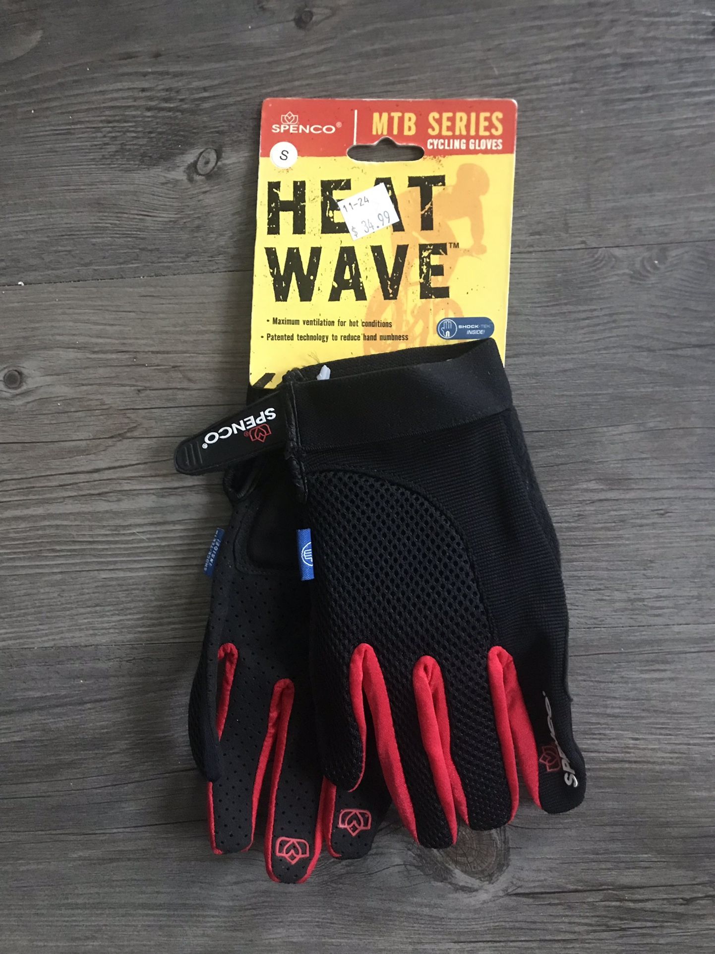 NWT Cycling Full Finger Gloves - Small