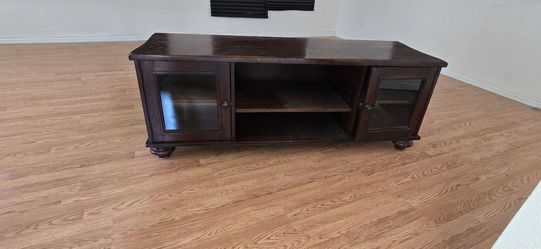 Potato Barn TV Console / Entertainment Center