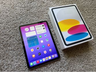 iPad 11 (2026) A16 Silver 256gb (WiFi) Almost New