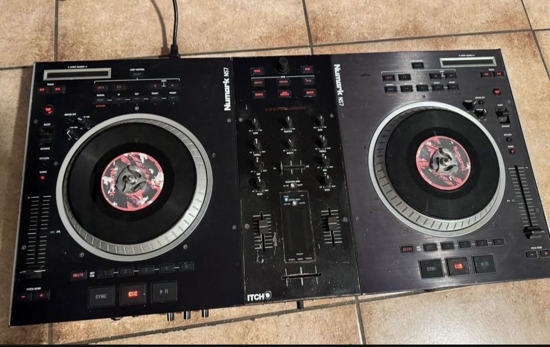 Numark ns7
