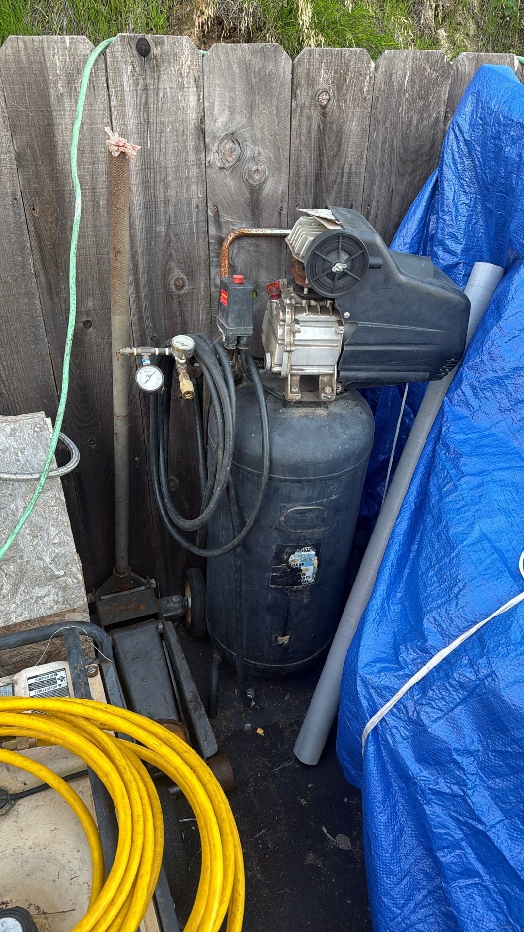 20 Gal Air Compressor 