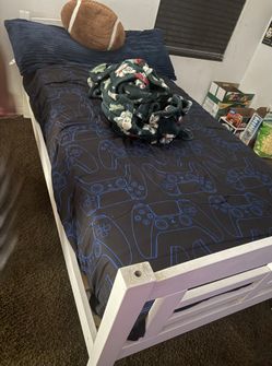 Twin Bed