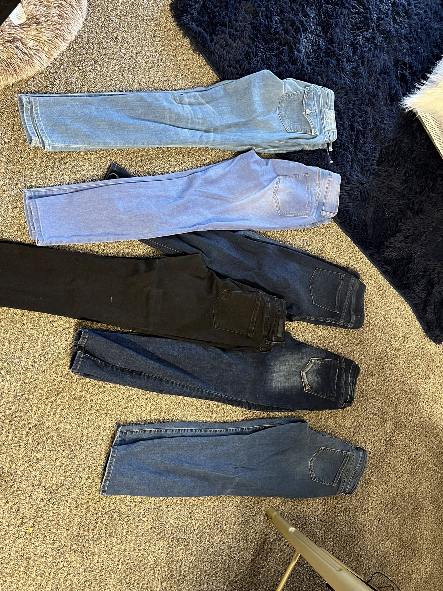 $5 Each!!!!!Women’s Jeans In Great Condition! 