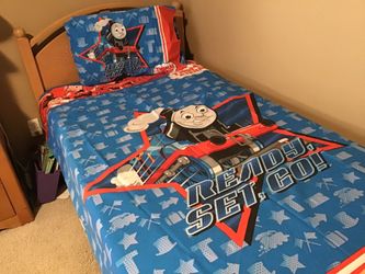 Thomas The Tank Engine Twin Sheet Set AND Matching Duvet Cover AND Pillow Coverlet.