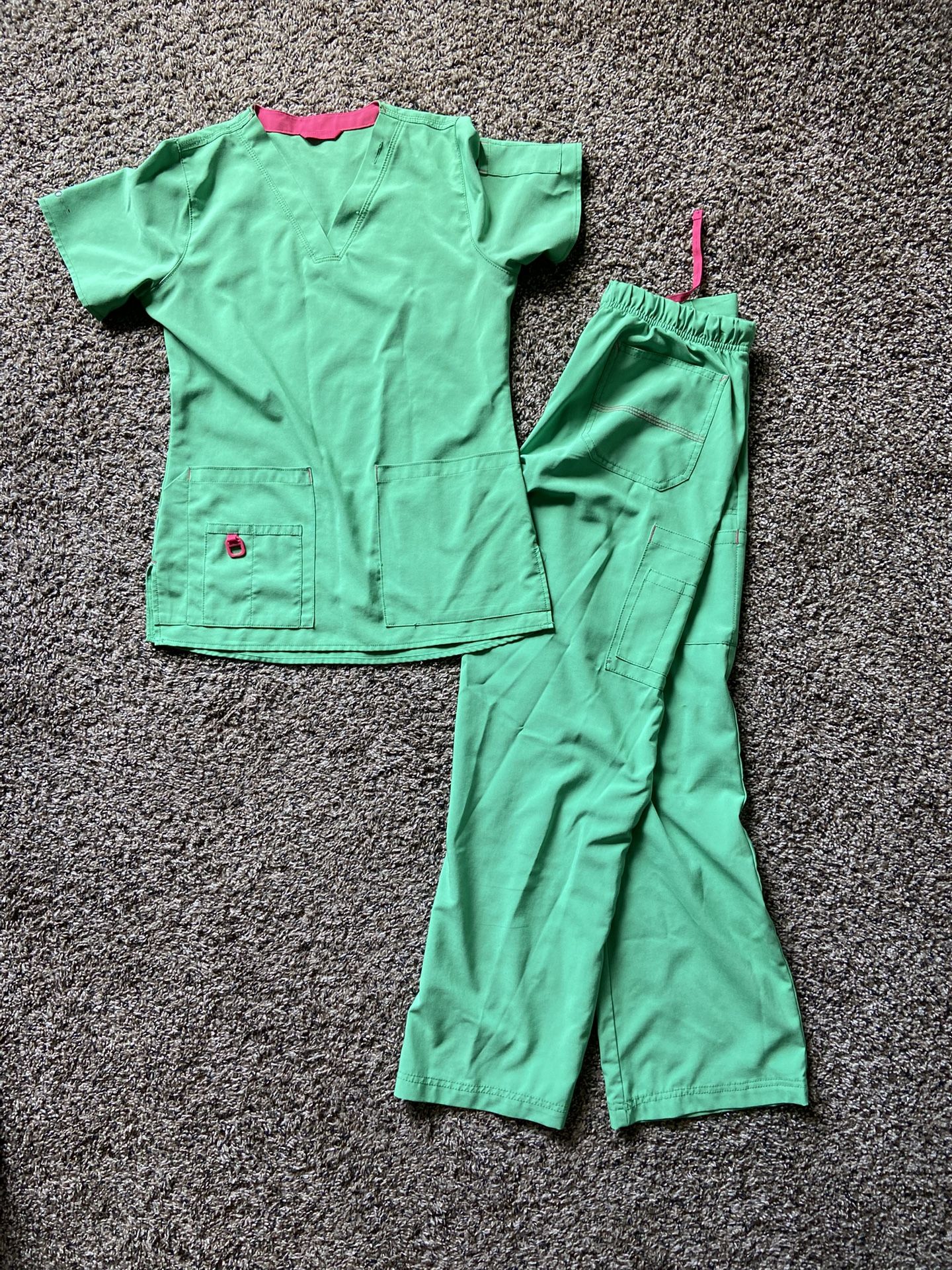 Carhartt Scrubs- Women’s