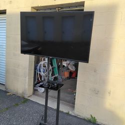 TV whit stand good condition