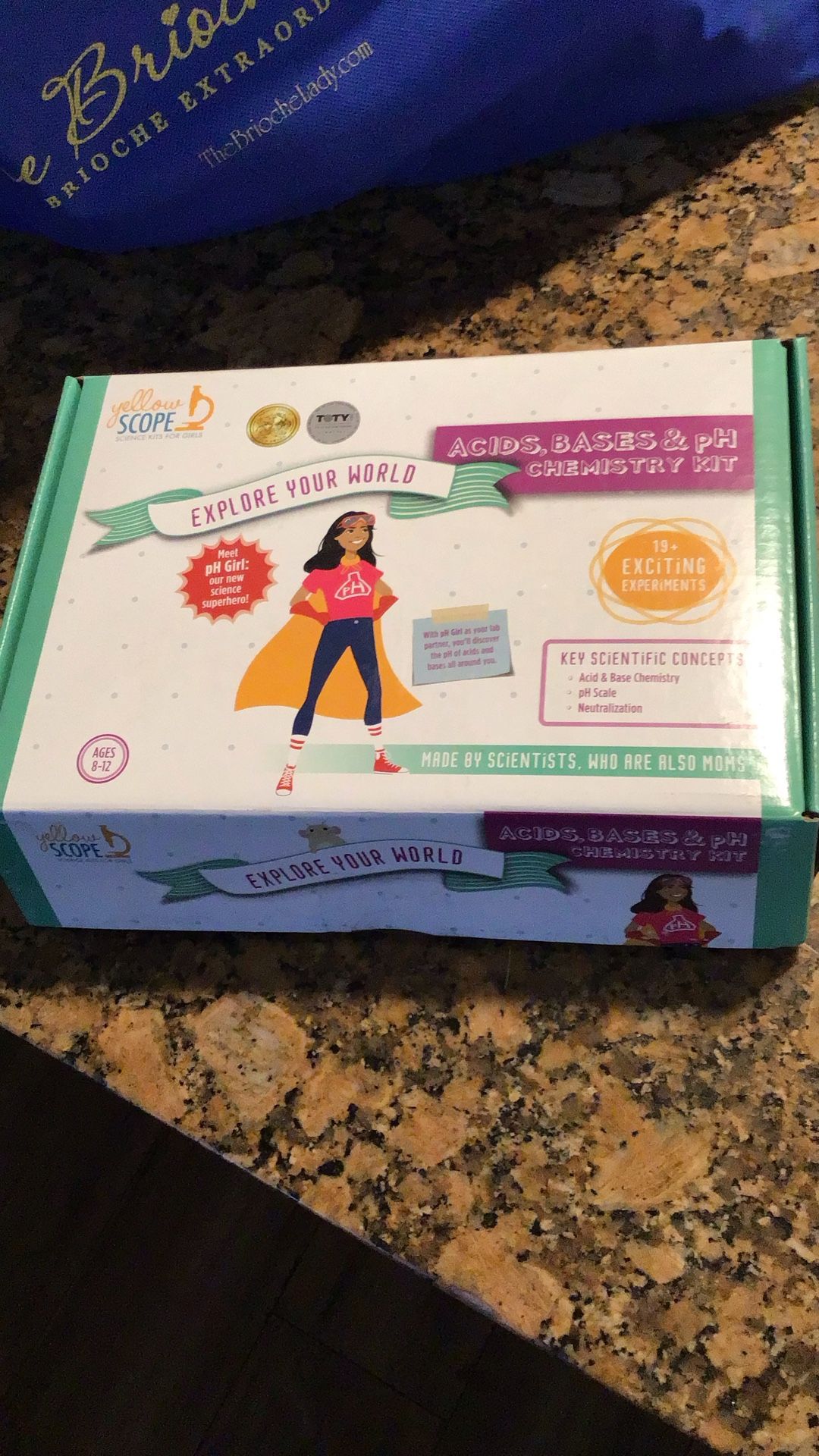 Yellow Scope Science Kits For Girls