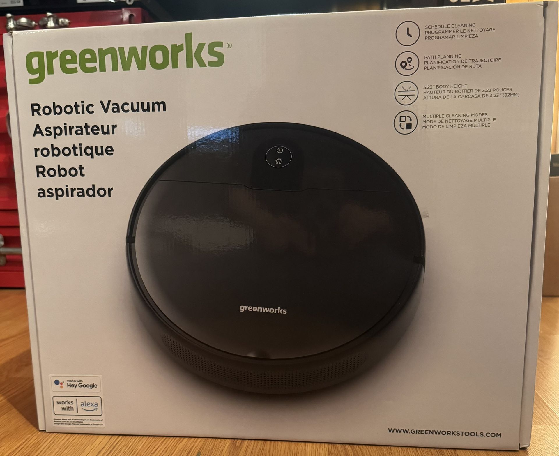 Greenworks Robotic Vacuum GRV-1010