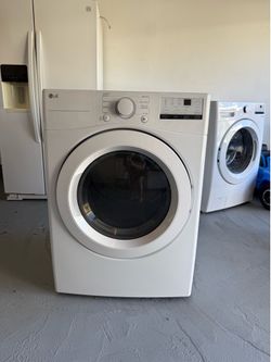 LG Electric Dryer