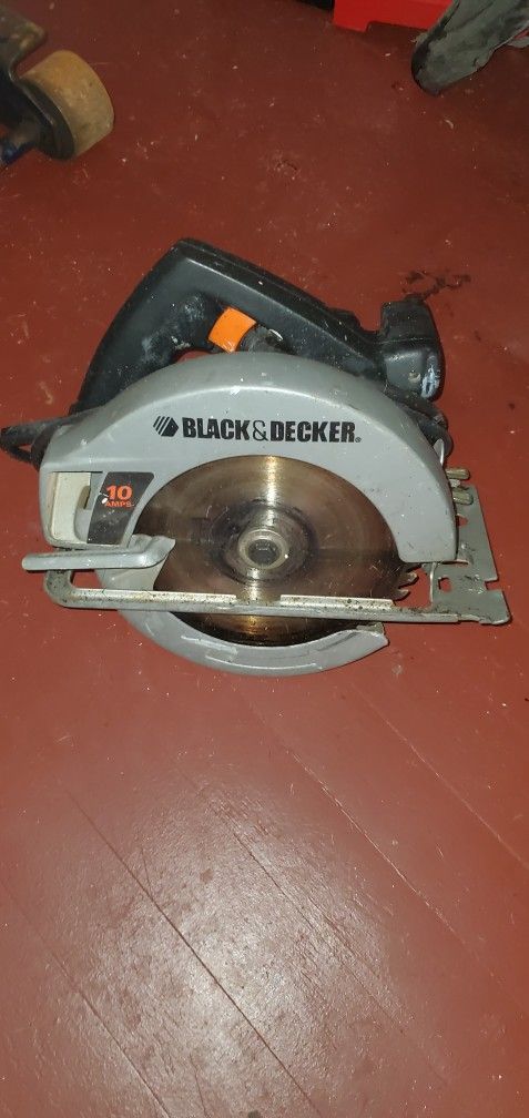 Black & Decker Circular Saw 