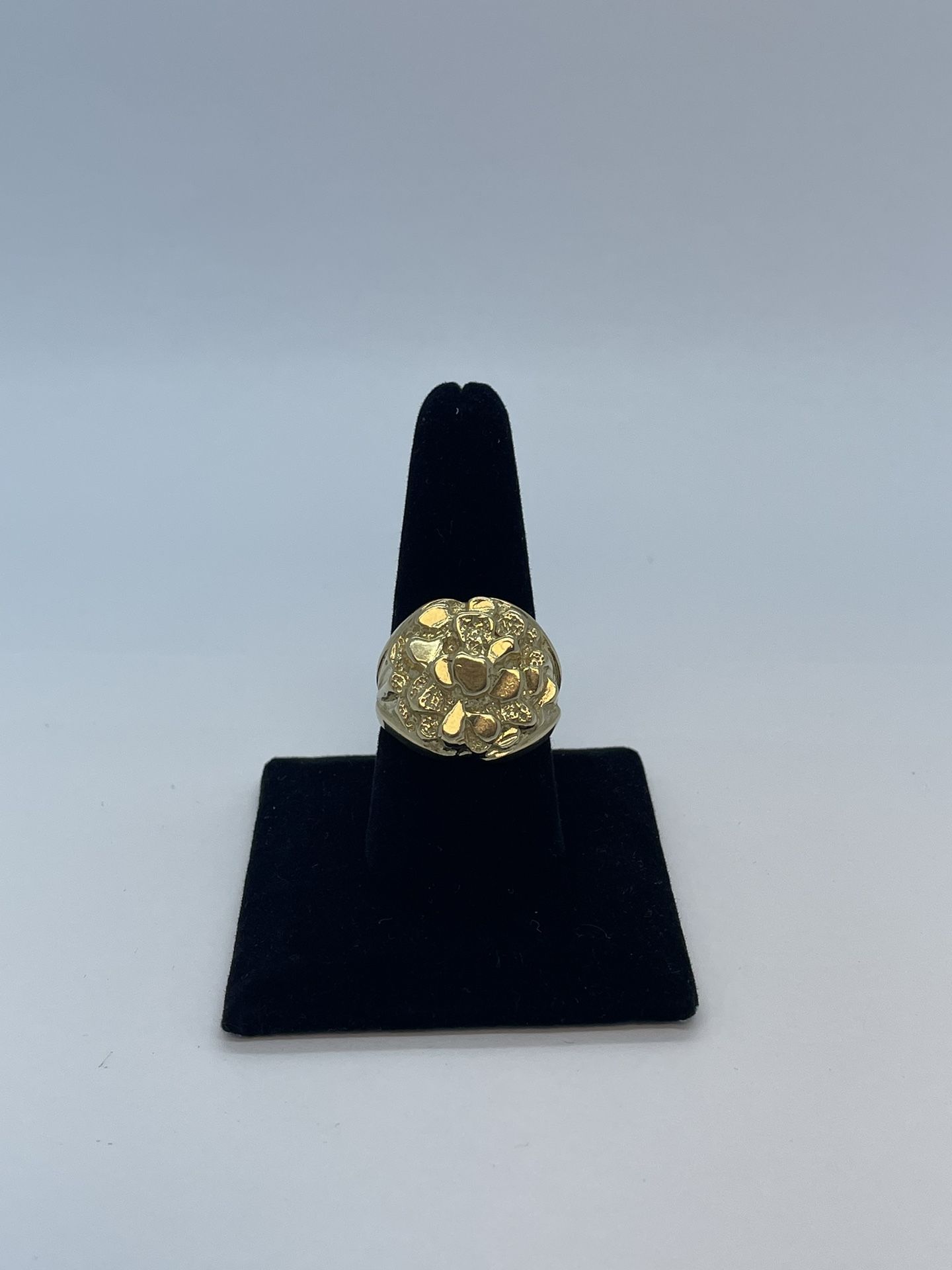 Gold Nugget Style Ring 10K Used