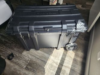 Husky Container