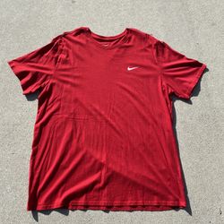 Nike Swoosh T-Shirt Red